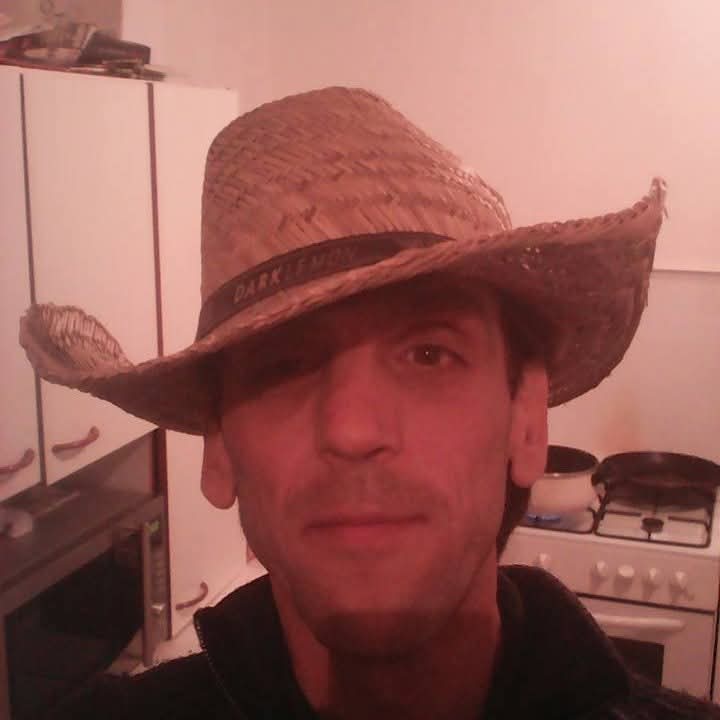 Profil de Sharujan