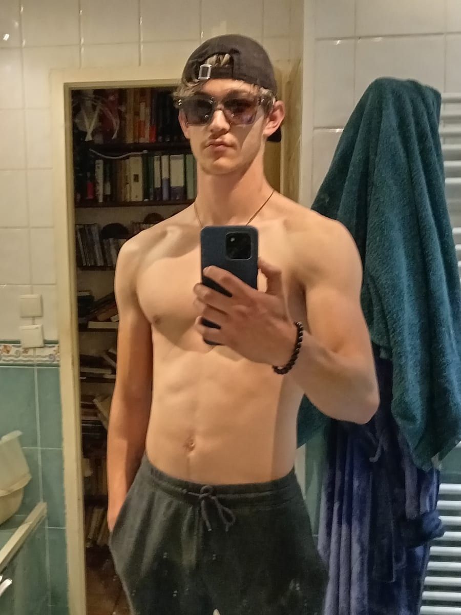 Profil de Tizio